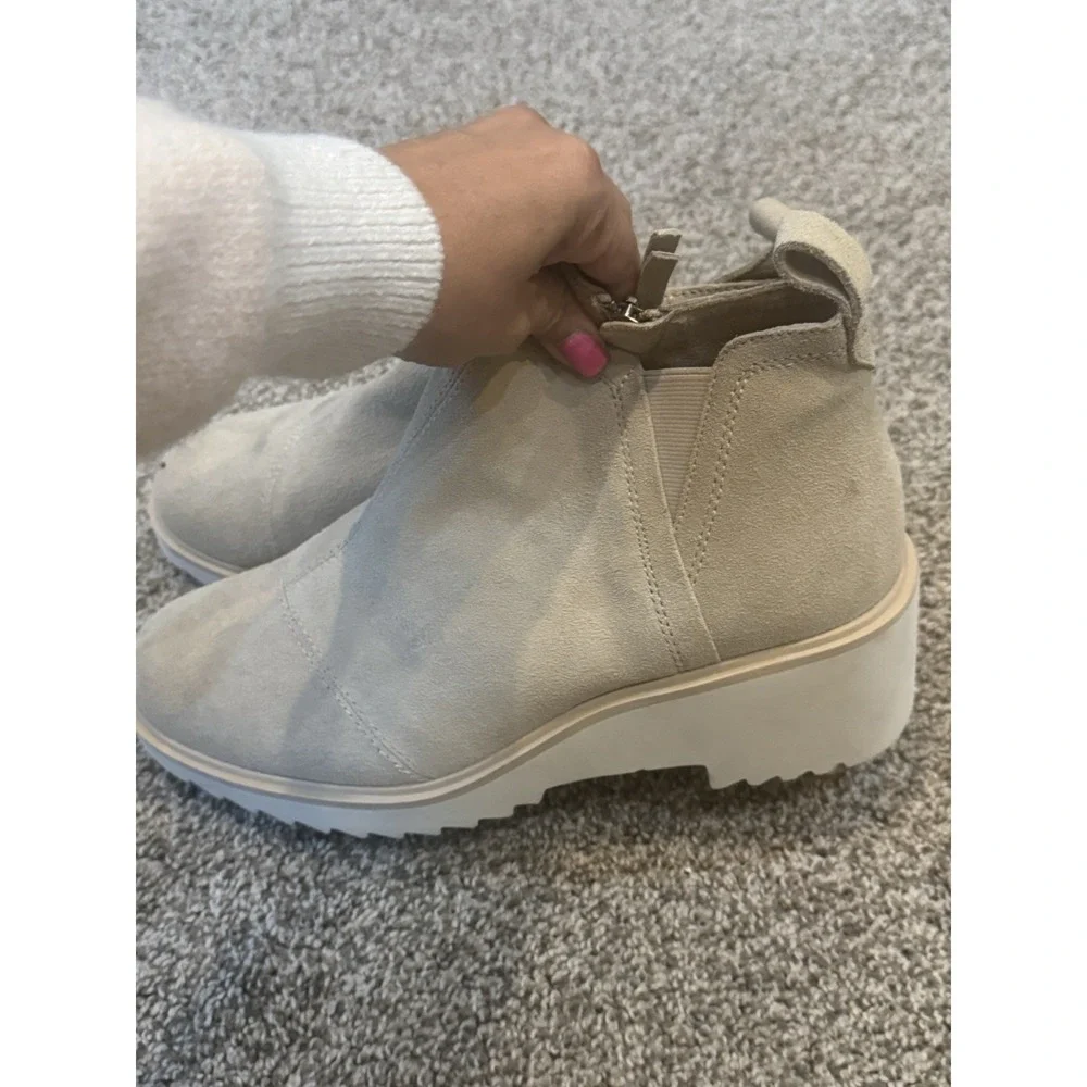Tom's Maude‎ Wedge Bootie In Natural Size 9.5W